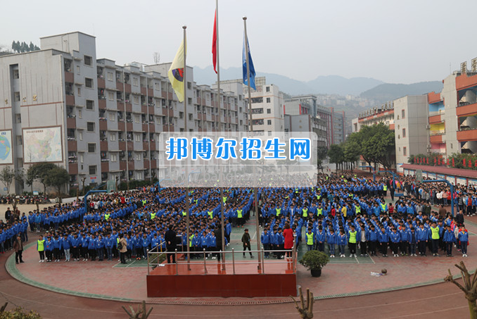 四川省古藺縣職業(yè)高級中學(xué)校強化應(yīng)急疏散演練 增進學(xué)生安全意識