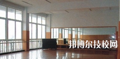 四川現(xiàn)代藝術(shù)學(xué)校2020年報(bào)名條件、招生要求、招生對(duì)象