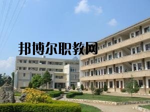 祿豐縣職業(yè)高級中學(xué)2020年報名條件、招生要求、招生對象