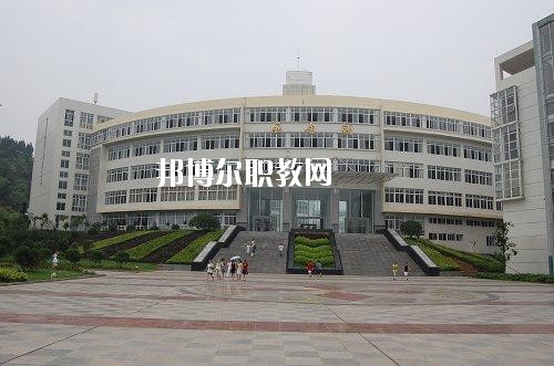 四川建筑技工學(xué)校2020年報(bào)名條件、招生要求、招生對(duì)象