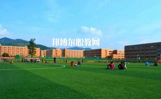 漯河市第二中等專業(yè)學校2021年報名條件、招生要求、招生對象