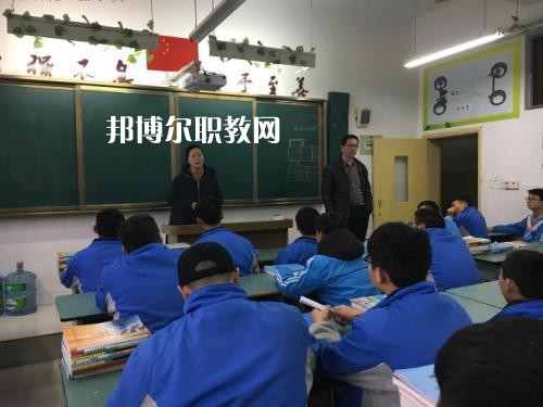 成都2021年比較好的汽修學校大專院校