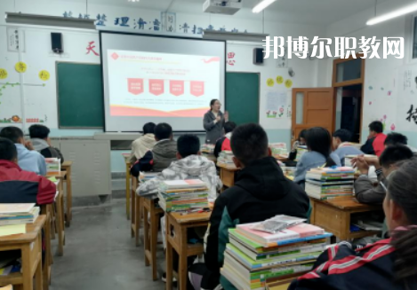 定西高級職業(yè)技術學校2022年招生辦聯系電話