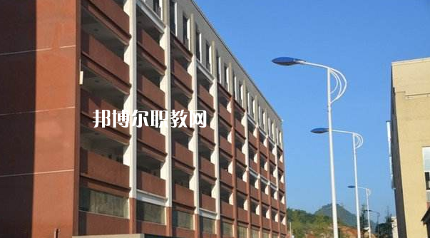 黔西南州機(jī)電技工學(xué)校2022年招生錄取分?jǐn)?shù)線