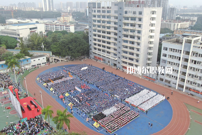 廣西理工職業(yè)技術學校2022年招生辦聯系電話