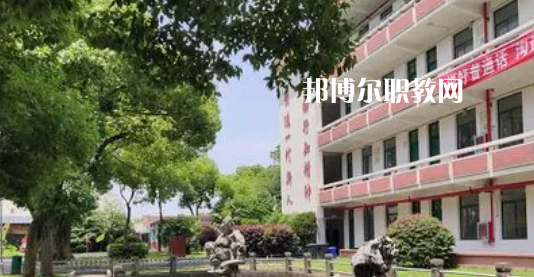 無錫行知科技學(xué)校地址在哪里，哪個(gè)地區(qū)，哪個(gè)城市?